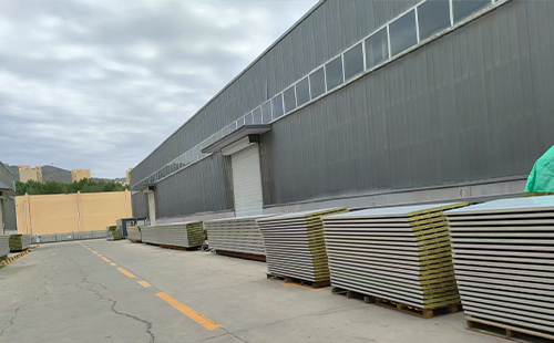 外墙保温用久治彩钢岩棉板防火等级选型